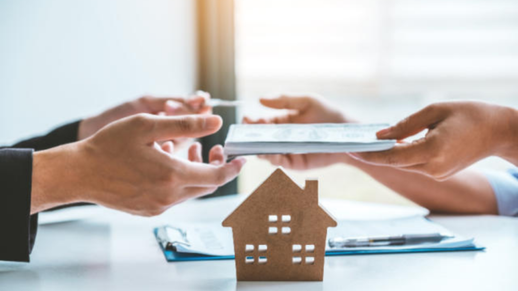 Graphic explaining depreciation, 1031 exchanges, and tax-deferred benefits for investors.